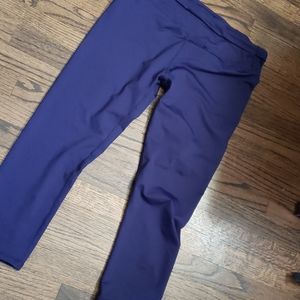 Fabletics Capri leggings